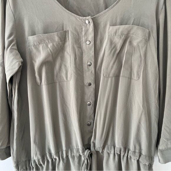 Club Monaco Sage Green Cargo Drawstring Waist 3/4 Length 100% Silk Dress - Picture 4 of 10